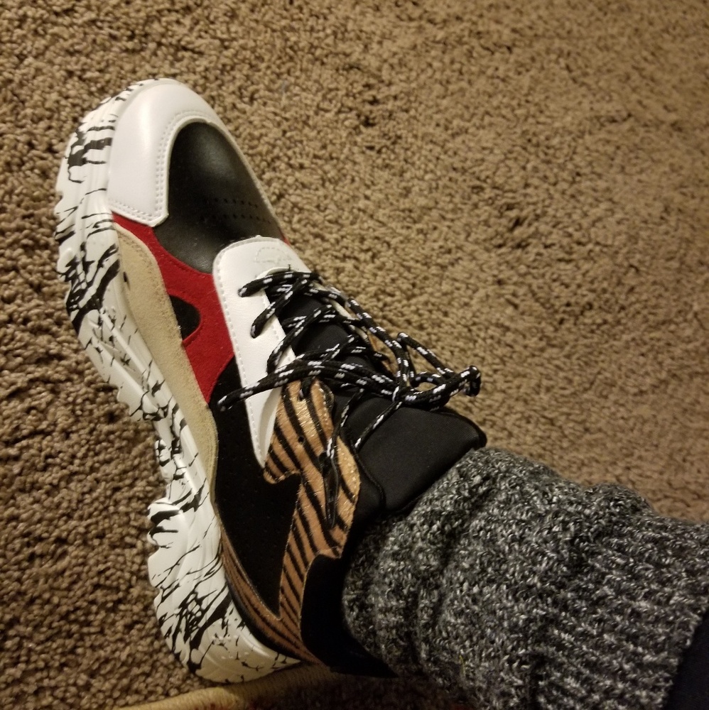 Ladies Fashion Sneakers